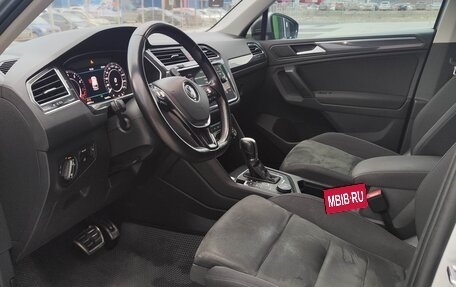 Volkswagen Tiguan II, 2018 год, 2 890 000 рублей, 6 фотография