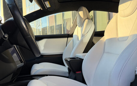 Tesla Model S I, 2018 год, 3 600 000 рублей, 16 фотография