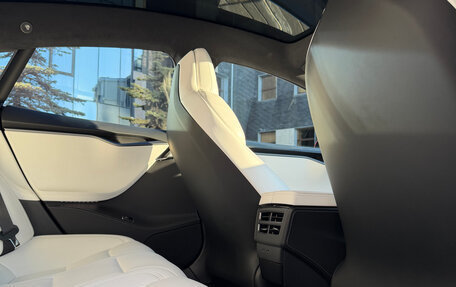 Tesla Model S I, 2018 год, 3 600 000 рублей, 24 фотография