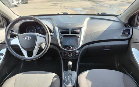 Hyundai Solaris II рестайлинг, 2011 год, 760 000 рублей, 17 фотография