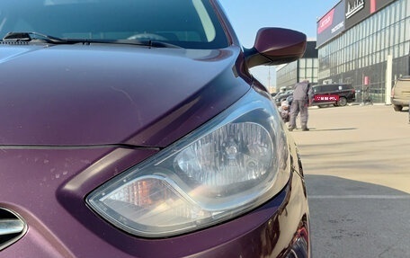 Hyundai Solaris II рестайлинг, 2011 год, 760 000 рублей, 21 фотография