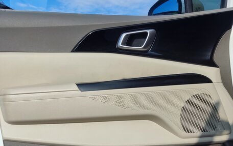 KIA Carnival, 2020 год, 3 650 000 рублей, 15 фотография