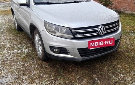 Volkswagen Tiguan I, 2011 год, 900 000 рублей, 3 фотография