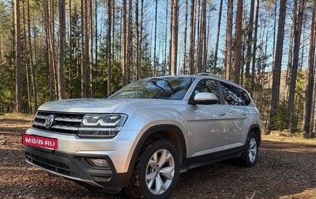 Volkswagen Teramont I, 2018 год, 2 850 000 рублей, 2 фотография