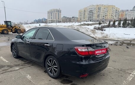 Toyota Camry, 2016 год, 1 870 000 рублей, 4 фотография