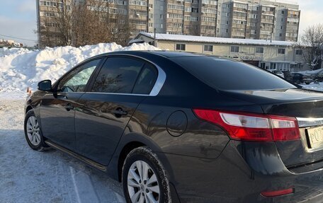 Renault Latitude I, 2013 год, 730 000 рублей, 8 фотография
