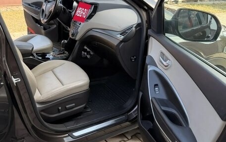 Hyundai Santa Fe III рестайлинг, 2018 год, 2 400 000 рублей, 27 фотография