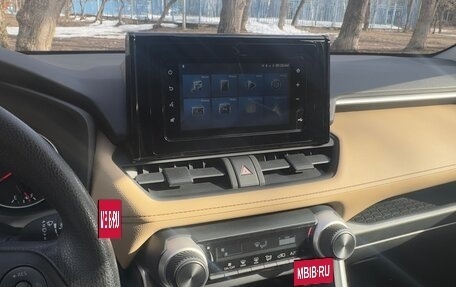 Toyota RAV4, 2022 год, 3 500 000 рублей, 9 фотография