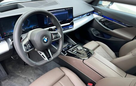 BMW 5 серия, 2025 год, 8 490 000 рублей, 3 фотография