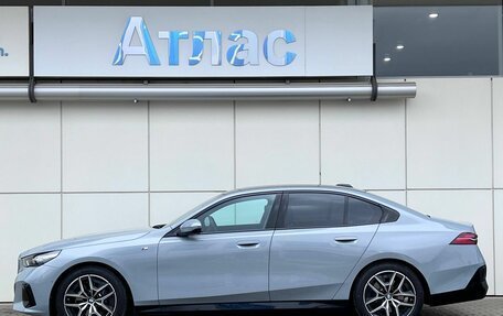 BMW 5 серия, 2025 год, 8 490 000 рублей, 6 фотография