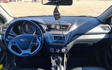 KIA Rio III рестайлинг, 2015 год, 950 000 рублей, 7 фотография