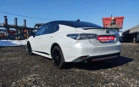 Toyota Camry, 2021 год, 3 500 000 рублей, 6 фотография