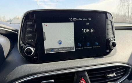 Hyundai Santa Fe IV, 2018 год, 2 880 000 рублей, 10 фотография