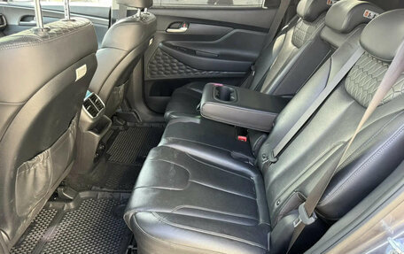 Hyundai Santa Fe IV, 2018 год, 2 880 000 рублей, 14 фотография