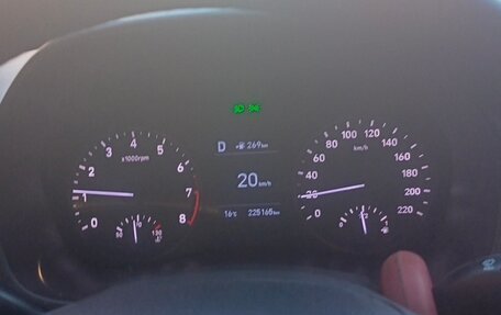 Hyundai Solaris II рестайлинг, 2018 год, 850 000 рублей, 1 фотография