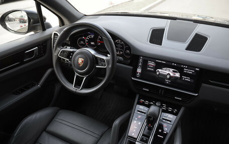 Porsche Cayenne III, 2019 год, 5 999 000 рублей, 10 фотография