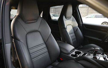 Porsche Cayenne III, 2019 год, 5 999 000 рублей, 26 фотография