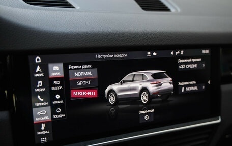 Porsche Cayenne III, 2019 год, 5 999 000 рублей, 17 фотография