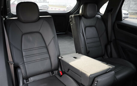 Porsche Cayenne III, 2019 год, 5 999 000 рублей, 29 фотография