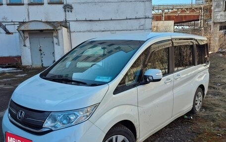 Honda Stepwgn IV, 2016 год, 1 700 000 рублей, 3 фотография