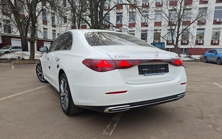 Mercedes-Benz E-Класс, 2024 год, 6 850 000 рублей, 3 фотография