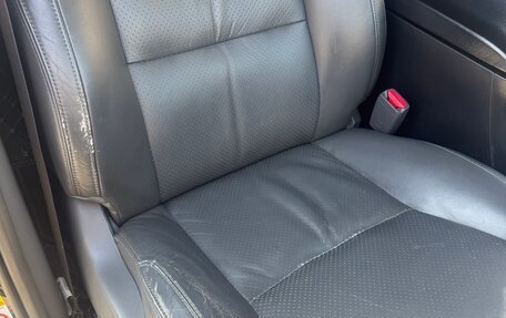 Toyota Land Cruiser Prado 120 рестайлинг, 2006 год, 1 950 000 рублей, 9 фотография