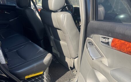 Toyota Land Cruiser Prado 120 рестайлинг, 2006 год, 1 950 000 рублей, 10 фотография