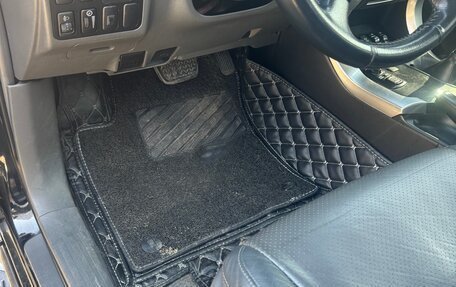 Toyota Land Cruiser Prado 120 рестайлинг, 2006 год, 1 950 000 рублей, 18 фотография