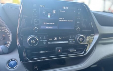 Toyota Highlander, 2021 год, 4 700 000 рублей, 15 фотография