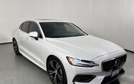 Volvo S60 III, 2022 год, 3 490 000 рублей, 6 фотография