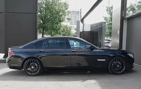 BMW 7 серия, 2013 год, 1 850 000 рублей, 6 фотография