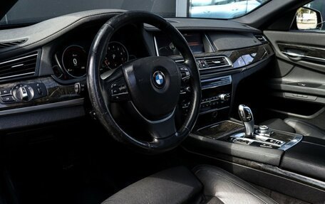 BMW 7 серия, 2013 год, 1 850 000 рублей, 13 фотография