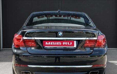 BMW 7 серия, 2013 год, 1 850 000 рублей, 4 фотография