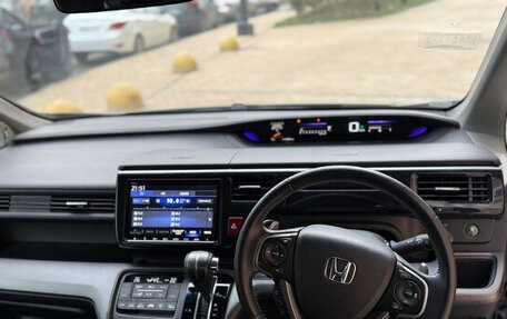 Honda Stepwgn IV, 2019 год, 2 050 000 рублей, 4 фотография