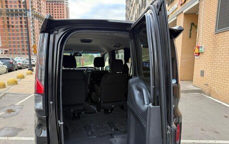 Honda Stepwgn IV, 2019 год, 2 050 000 рублей, 7 фотография