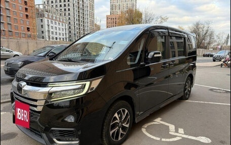 Honda Stepwgn IV, 2019 год, 2 050 000 рублей, 8 фотография