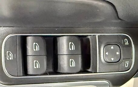 Mercedes-Benz GLB, 2022 год, 2 535 000 рублей, 11 фотография