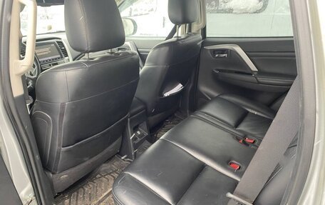 Mitsubishi Pajero Sport III рестайлинг, 2021 год, 3 307 000 рублей, 9 фотография