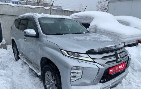 Mitsubishi Pajero Sport III рестайлинг, 2021 год, 3 307 000 рублей, 2 фотография