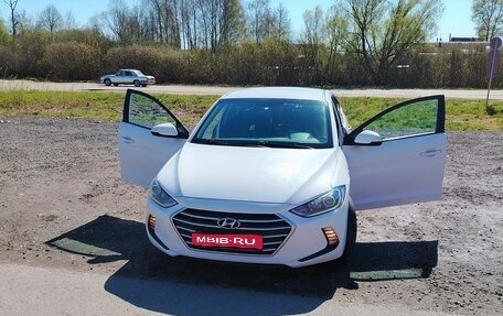 Hyundai Elantra VI рестайлинг, 2016 год, 1 350 000 рублей, 1 фотография