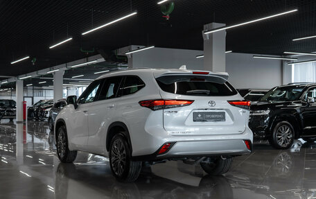 Toyota Highlander, 2026 год, 5 900 000 рублей, 5 фотография