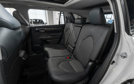 Toyota Highlander, 2026 год, 5 900 000 рублей, 14 фотография