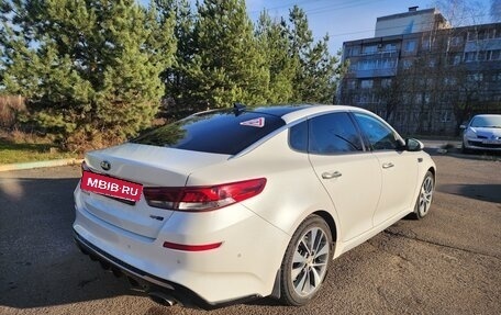 KIA Optima IV, 2018 год, 1 850 000 рублей, 3 фотография