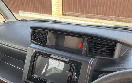 Toyota Roomy I, 2021 год, 1 170 000 рублей, 13 фотография