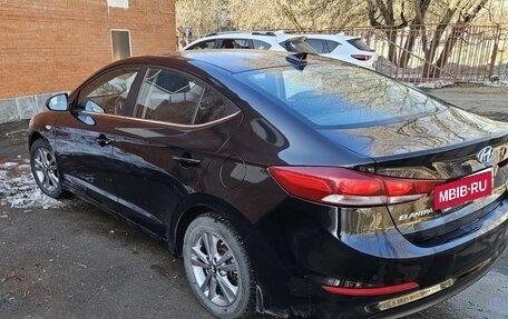 Hyundai Elantra VI рестайлинг, 2017 год, 1 100 000 рублей, 4 фотография