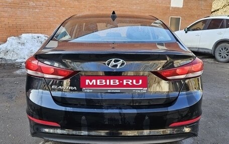 Hyundai Elantra VI рестайлинг, 2017 год, 1 100 000 рублей, 3 фотография