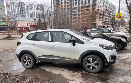 Renault Kaptur I рестайлинг, 2019 год, 850 000 рублей, 4 фотография