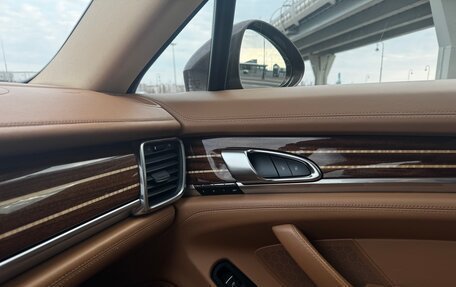 Porsche Panamera II рестайлинг, 2014 год, 4 190 000 рублей, 25 фотография