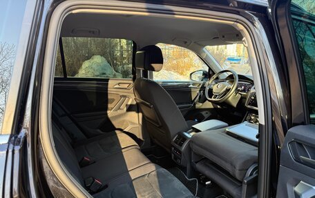 Volkswagen Tiguan II, 2017 год, 2 500 000 рублей, 18 фотография