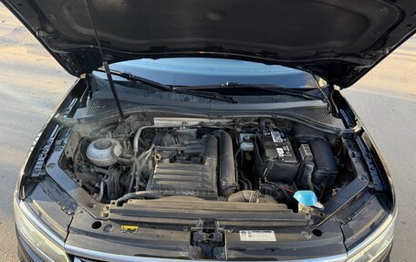 Volkswagen Tiguan II, 2017 год, 2 500 000 рублей, 20 фотография